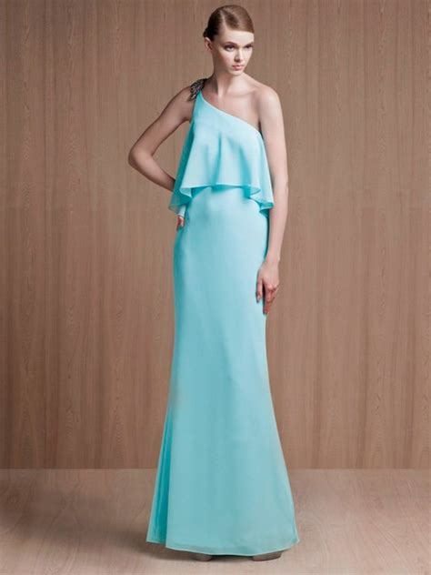 Che siate spose che amano gli eccessi oppure semplici, qualche dettaglio prezioso e scintillante nel vostro abito da sposa diventerà un vero e proprio tratto distintivo del vostro look da sposa. Valentini spose outlet abiti da cerimonia roma abiti particolari da cerimonia - vestito di nozze