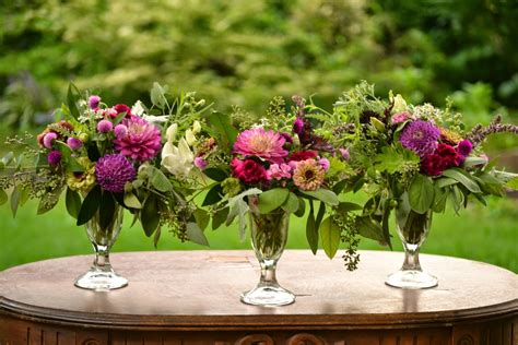 Wedding Flowers From Springwell Sweet Centerpiece Designs For Spring