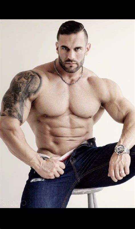 Pin By Mandy Hermosilloduran On Divinos Muscle Muscle Men Hot Male Models
