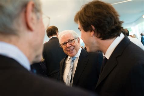 Book review of Chasing History: A Kid in the Newsroom by Carl Bernstein