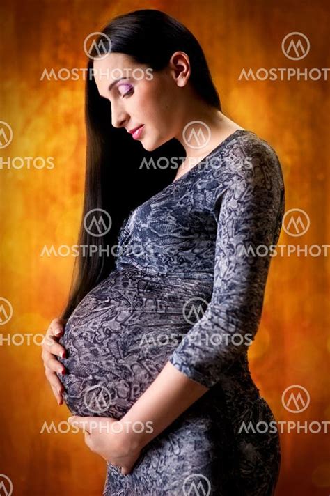 pregnant brunettes telegraph