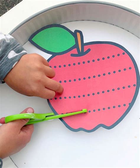 Wom4ntimeml Apple Activities Preschool Apple Activities Toddler