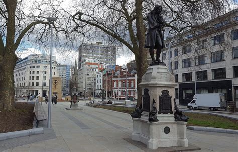 Like many similar words, centre is the older term; Demands grow for removal of Edward Colston statue from ...