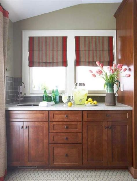 Quality stylish kitchen cabinets. How to Stain Kitchen Cabinets Tired of the old finish on your ...