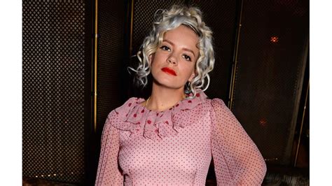 lily allen has erect lactating third nipple 8days