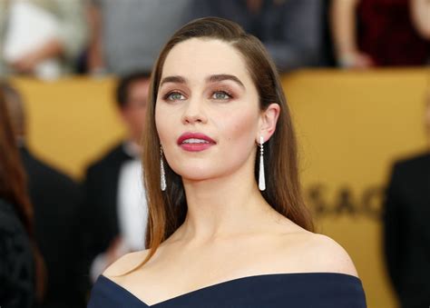 Emilia Clarke Biography Age Weight Height Hollywood Like Affairs
