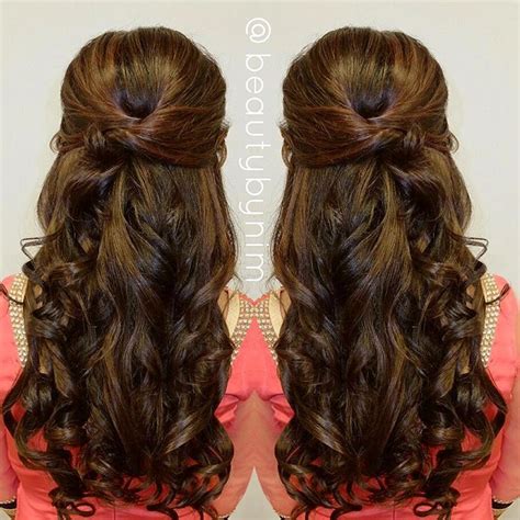 1 x natural black #1b clip in hair extensions 24 inch 130/250g 100% human remy hair. Using our 20 inch 220 gram clip in hair extensions in dark ...