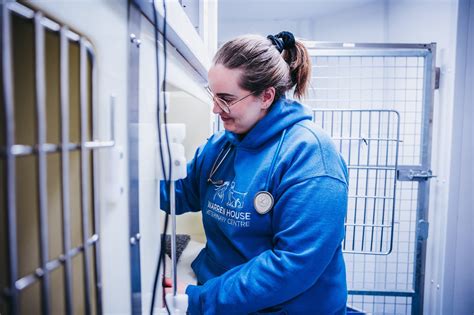 About us - Warren House Veterinary Centre