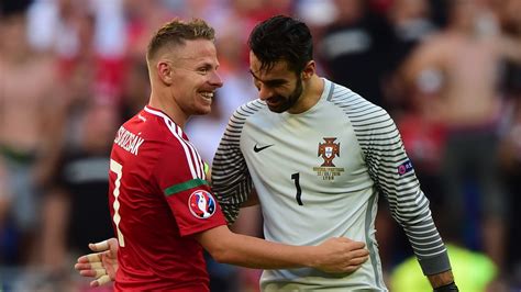 The hungary vs portugal live broadcast in india will be available from 9:30 pm ist on sony ten 1 in english, with an alternate hindi commentary offered on sony ten 3. Resultado combinado no Hungria-Portugal? Na Albânia pensam ...