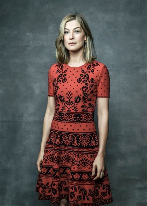 Rosamund Pike If You Like My Pins Then Pls Follow My Boards For More