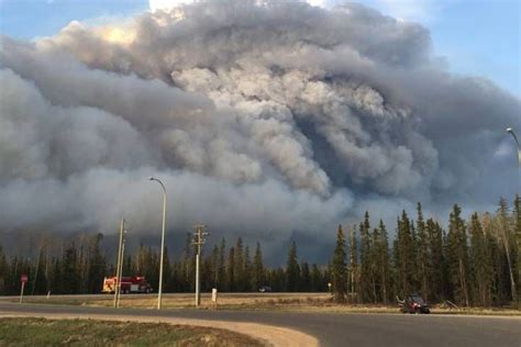 Fort Mcmurray Wildfire Grows To 423k Hectares Globalnewsca