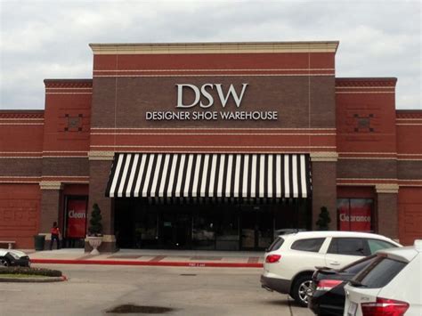DSW Storefront - Yelp