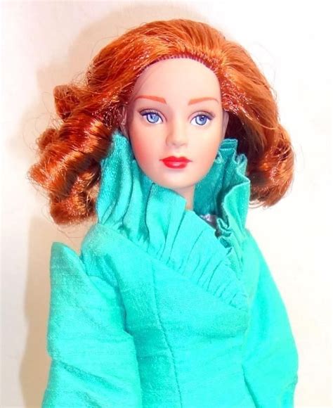 tonner doll master glamour girl tiny kitty redhead 10 doll stand w green outfit tonner doll