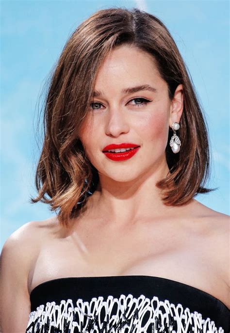 Those with curly hair find it even harder when choosing the ideal. To define is to limit. : Photo | Emilia clarke hair ...