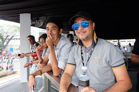 Biodata ringkas tun mahathir mohamad. Kee Hua Chee Live!: DAY 1---KL CITY GRAND PRIX 7 AUGUST ...