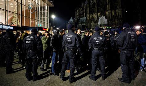 new year s eve sex attacks to give message to germany say cologne experts world news
