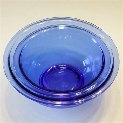 Cobalt Blue 2 5 Liter Pyrex Mixing Bowl Glass Bowl Blue Etsy Pyrex