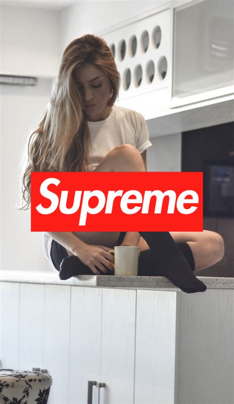 Pin By Peternguyen On Supreme In Supreme Wallpaper Supreme
