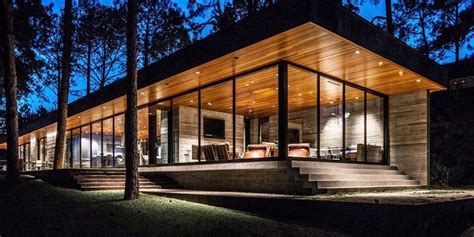 A Modern Residence Is At One With Nature Mid Century Home Fachadas