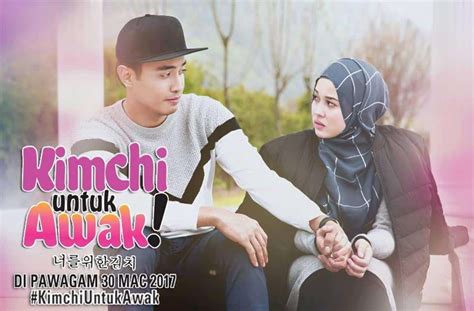 Selama libur semester, dia memutuskan untuk menghabiskan waktu luangnya di malaysia. Bikin Senyum Sendiri, Inilah 10 Film Malaysia yang Romantis!