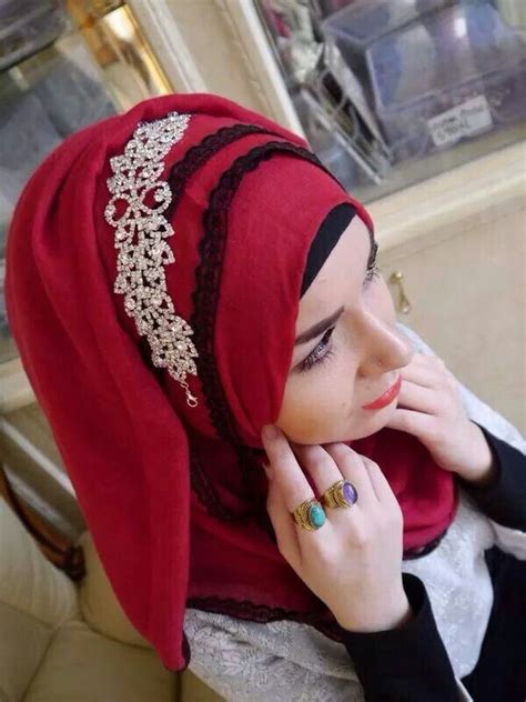 Pin By Nadia 👑 Karam On Hijabi ️ Princess Gaya Hijab Model Pakaian Selendang