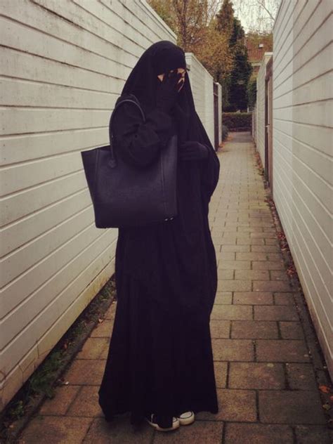 17 Best Images About Niqab Arabian Muslim Women On Pinterest
