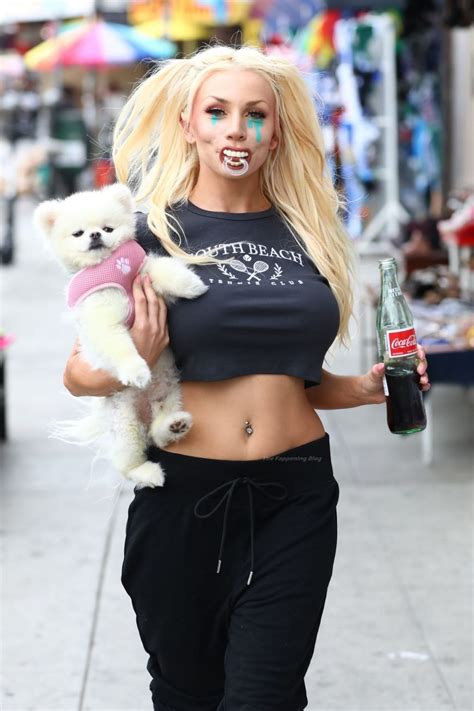 Courtney Stodden Shows Off Her Toned Waist In La Photos Leaked