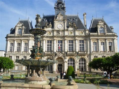 Limoges is the seat of the université de limoges (founded 1808; Blog - 1001Shops.com