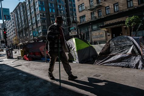 tents are back in san francisco s tenderloin and scoring drugs is easy san francisco