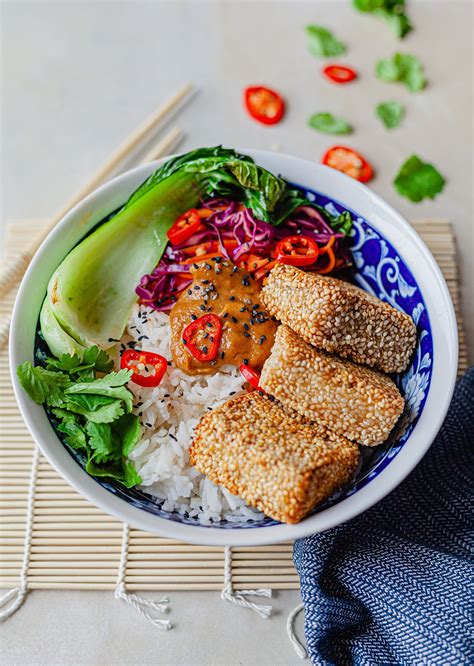 Sesame Crusted Satay Tofu So Vegan