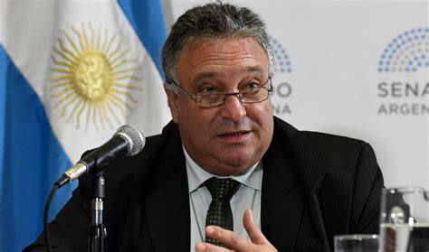 Acuerdo paritarias uom enero, febrero 2021. "Tomamos el compromiso de mejorar el salario de empleadas ...