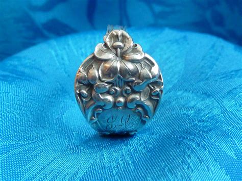 Maybe you would like to learn more about one of these? Spoon Ring Sterling Vintage Ring Hibiscus Floral Pattern ...