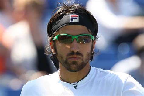 How To Choose Sunglasses For Tennis Get Fashion Skills