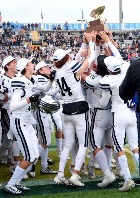 Anderson County High Mavericks: State champs!