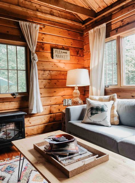 Fall In Love With Candlewood Lake Small Cabin Interiors Cabin Living