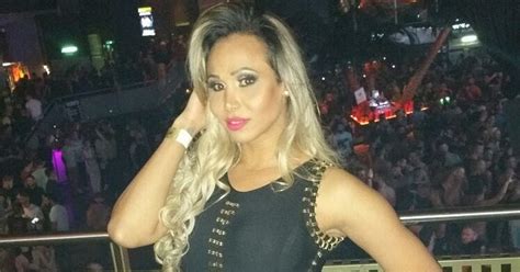 Travesti de Luxo Agatha Ferraz Estou em Brasília Curta Temporada