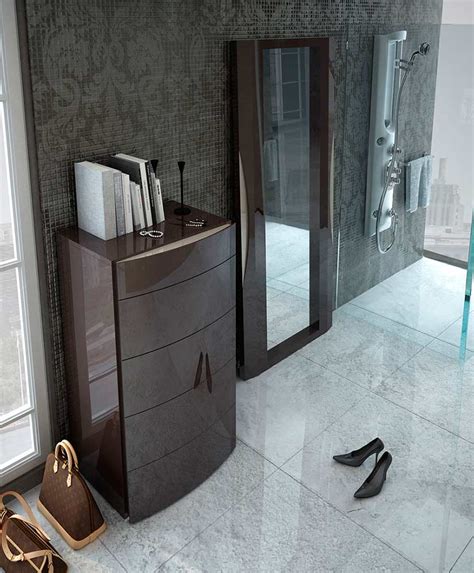 Browse a variety of modern furniture, housewares and decor. High Gloss Lacquer Bed EF Madrid | Modern Bedroom Furniture