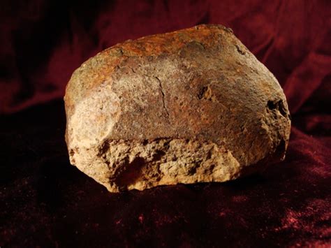 Holiday shopping for items from the moon, mars and the wilds of outer space is still possible for those open to meteoritic stocking stuffers. Identifying A Meteorite