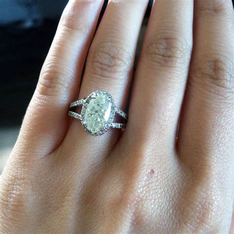 what does a 10000 engagement ring look like raymond lee jewelers
