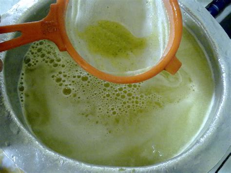 Jus limau asam boi ni memang sesuai minum di musim panas. ini kisahnya : Resipi ~ Air Asam Boi