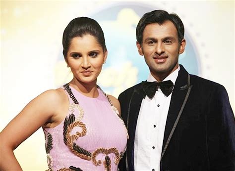 Sania Backs Hubby Shoaib In Ugly Spat With Tino Best Rediff Cricket