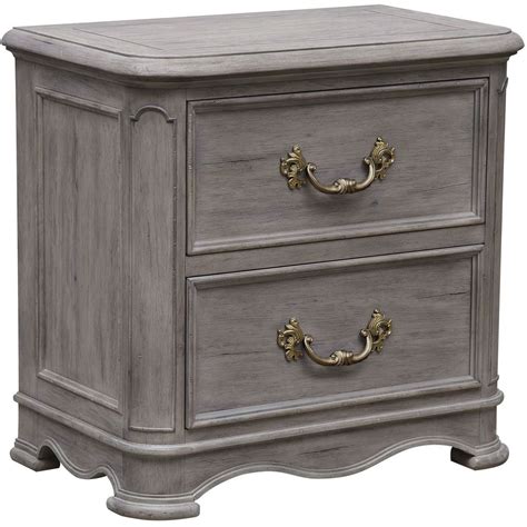 Established in 1955 in pulaski, va, pulaski furniture quickly became an industry leader in the design and production of bedroom and dining furniture as well as display cabinets. Pulaski King Bedroom Set : Neiman marcus Pulaski ...