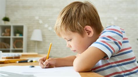 10 Activités Efficaces Pour Préparer Votre Enfant à Lécriture