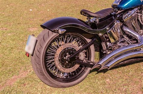 Harley Davidson Softail Deuce Bobber Lord Drake Kustoms