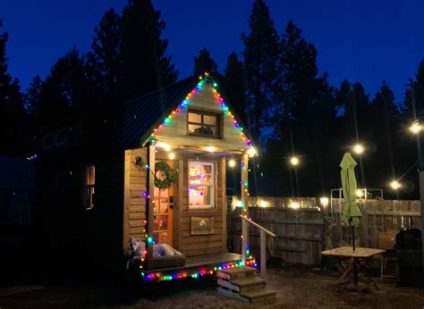 'We Celebrate Christmas In a Tiny House' - Newsweek