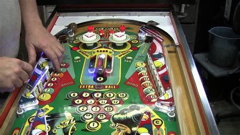 222 Gottliebs Pinball Pool Pinball Machine With A Neat Drop Target