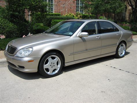 There is something overly formal, if not outright pretentious, about a young man helming a car like this. 2005 Mercedes-Benz S-Class - Overview - CarGurus