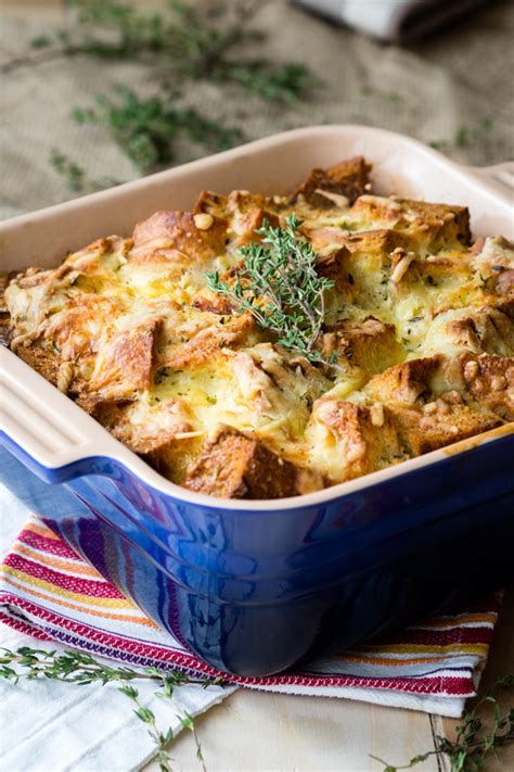 Perfect for a savory breakfast or filling lunch/dinner. Savory Bread Pudding - Ham & Cheese | The Worktop