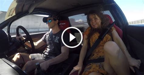 Beautiful Girl Takes A Ride In An 800hp R32 Gtr Nissan Skyline For The