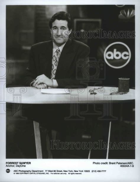 1993 Press Photo Forrest Sawyer Anchor Dayone At Abc Spa74530